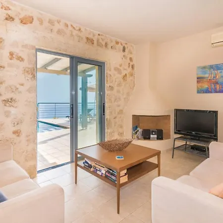 Pelagia Sea View By Plus * Spathion